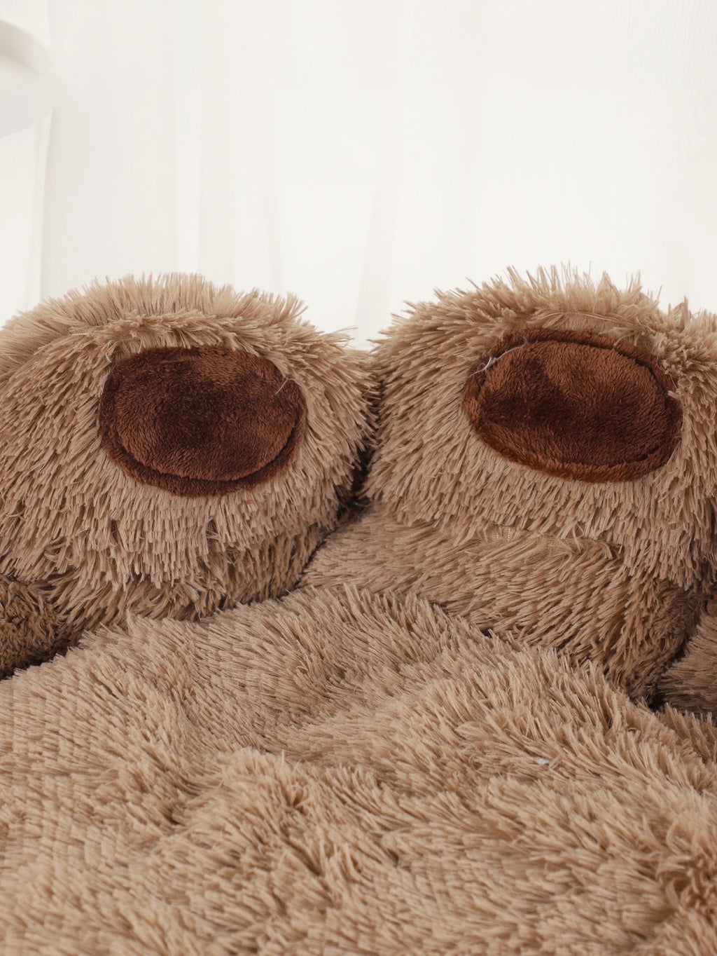 Wiggly™ Paw Pet Bed