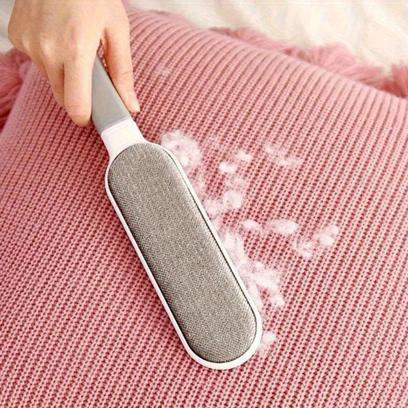 Wiggly™ Electrostatic Lint Brush