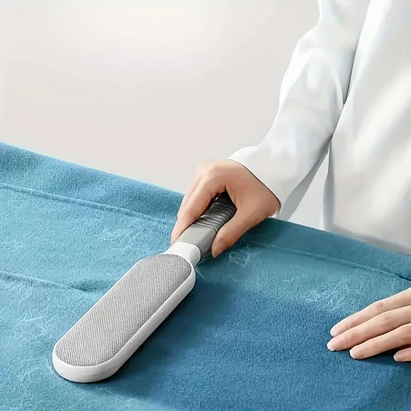Wiggly™ Electrostatic Lint Brush